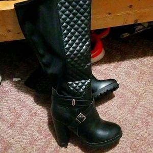 Knee high boots size 9 1/2